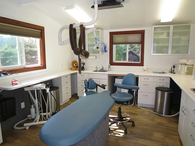 Sebastopol Office Pediatric Dentist Dr. Oliver