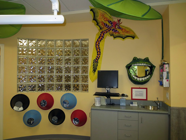 Windsor Pediatric Dentist Dr. Oliver